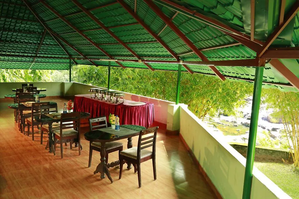Aruvi Resort Munnar